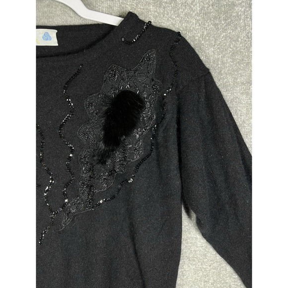 Vintage D.G. Wool Knit Sweater Top Womens Sz M/L Black Sequin Beaded Embroidery - Picture 4 of 12